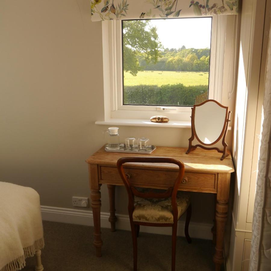 Appletrees B&B Midhurst Exterior photo